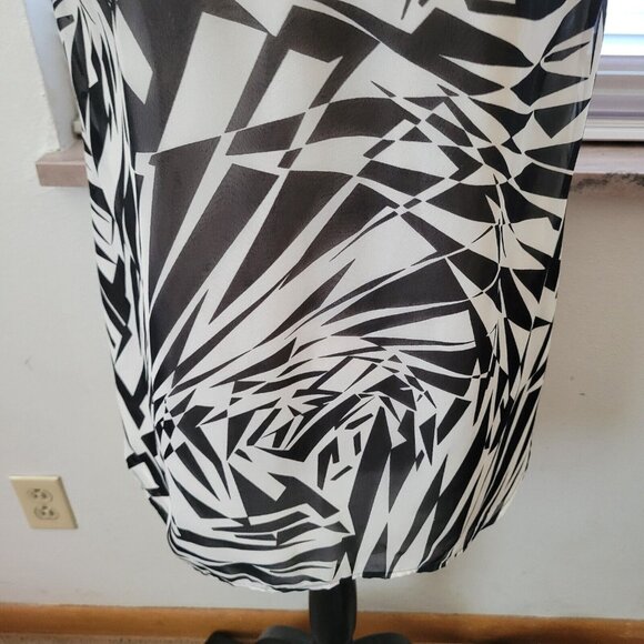 Authentic Icon Shattered Glass Tank Top - Picture 4 of 12